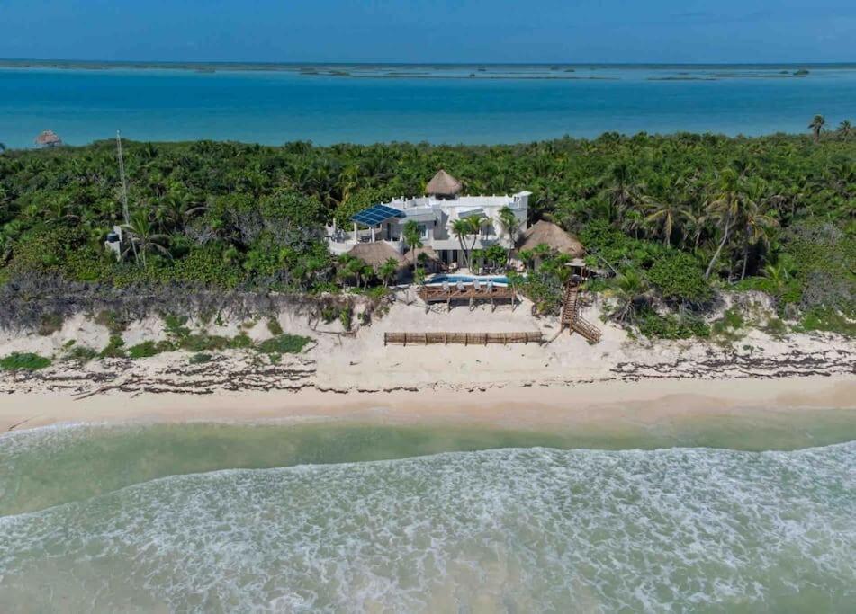 Luxury 5-Br Beachfront Home In Tulum Casa Sofia Gato Eksteriør bilde
