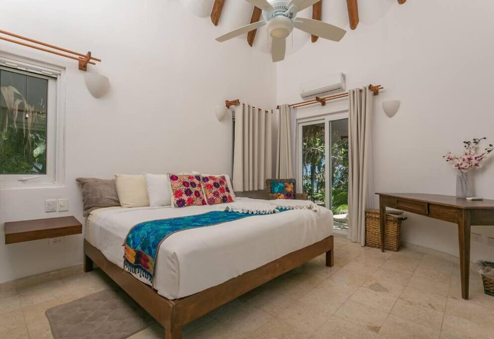 Luxury 5-Br Beachfront Home In Tulum Casa Sofia Gato Eksteriør bilde