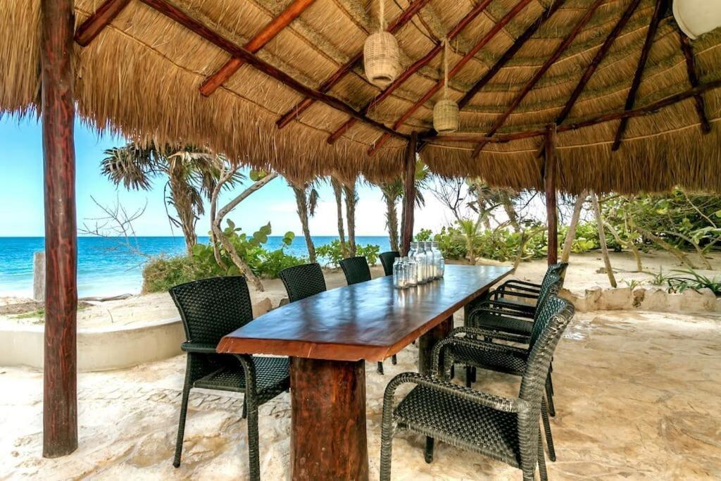 Luxury 5-Br Beachfront Home In Tulum Casa Sofia Gato Eksteriør bilde