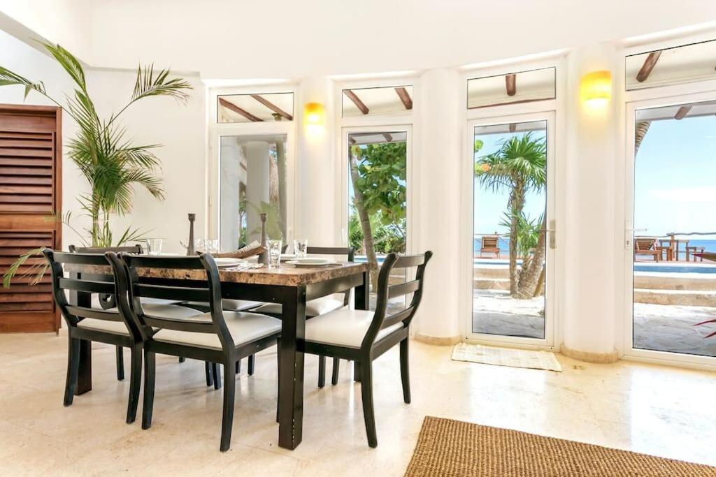 Luxury 5-Br Beachfront Home In Tulum Casa Sofia Gato Eksteriør bilde