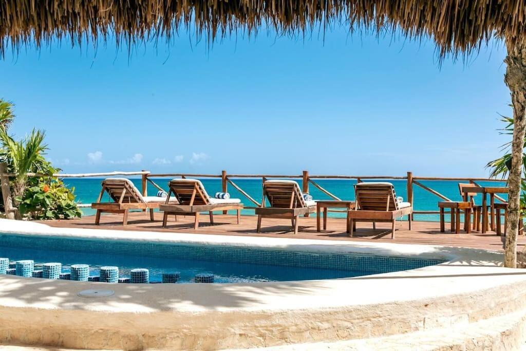 Luxury 5-Br Beachfront Home In Tulum Casa Sofia Gato Eksteriør bilde